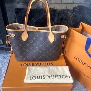 Louis Vuitton Monogram Tote pm